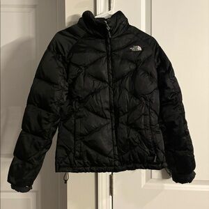 The north face puffer jacket/coat, women’s medium
